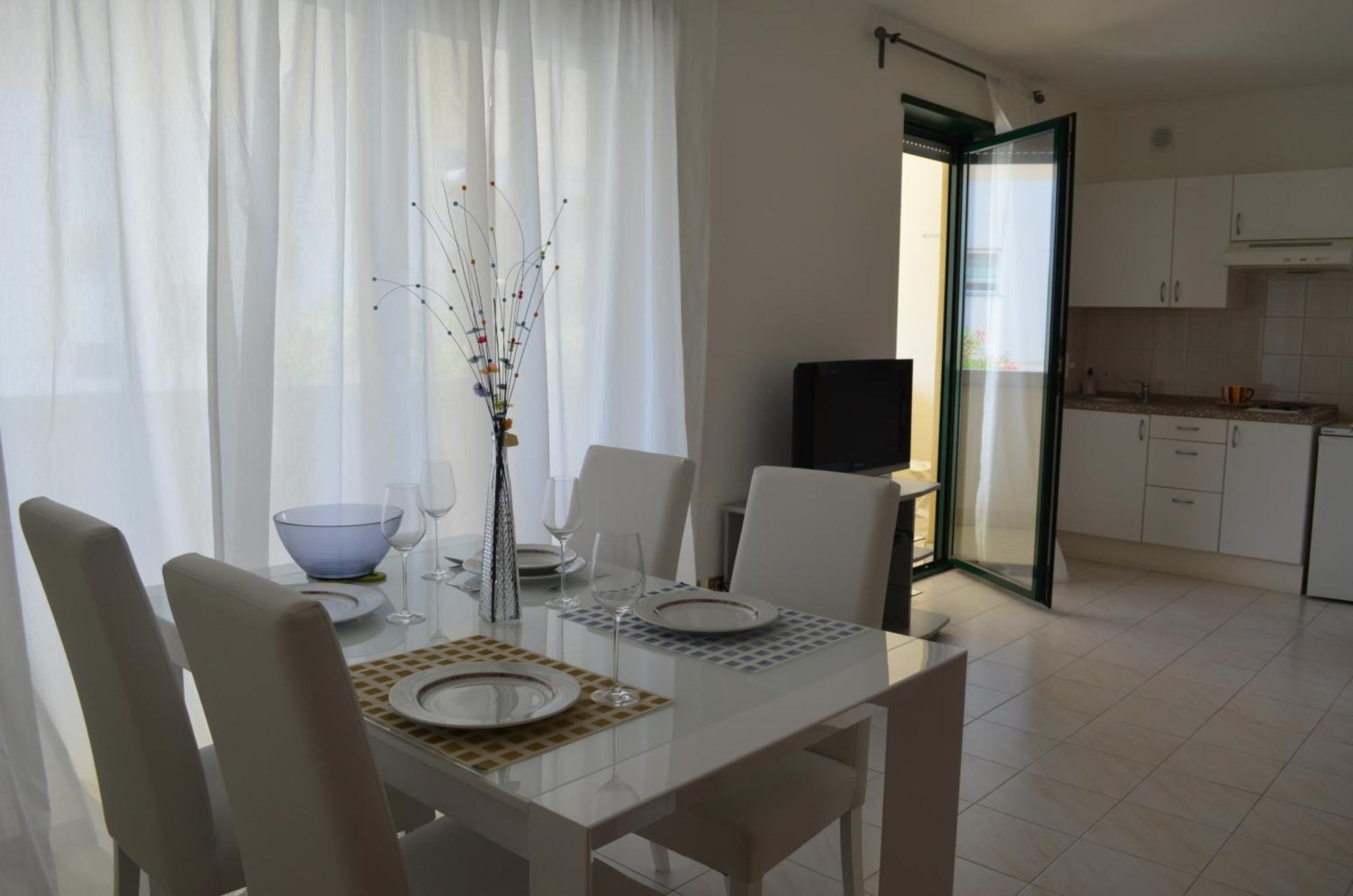 Brione47 Apartment Riva del Garda Luaran gambar